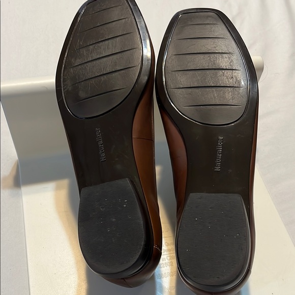 Naturalizer Women's Brown Loafers - Picture 5 of 5